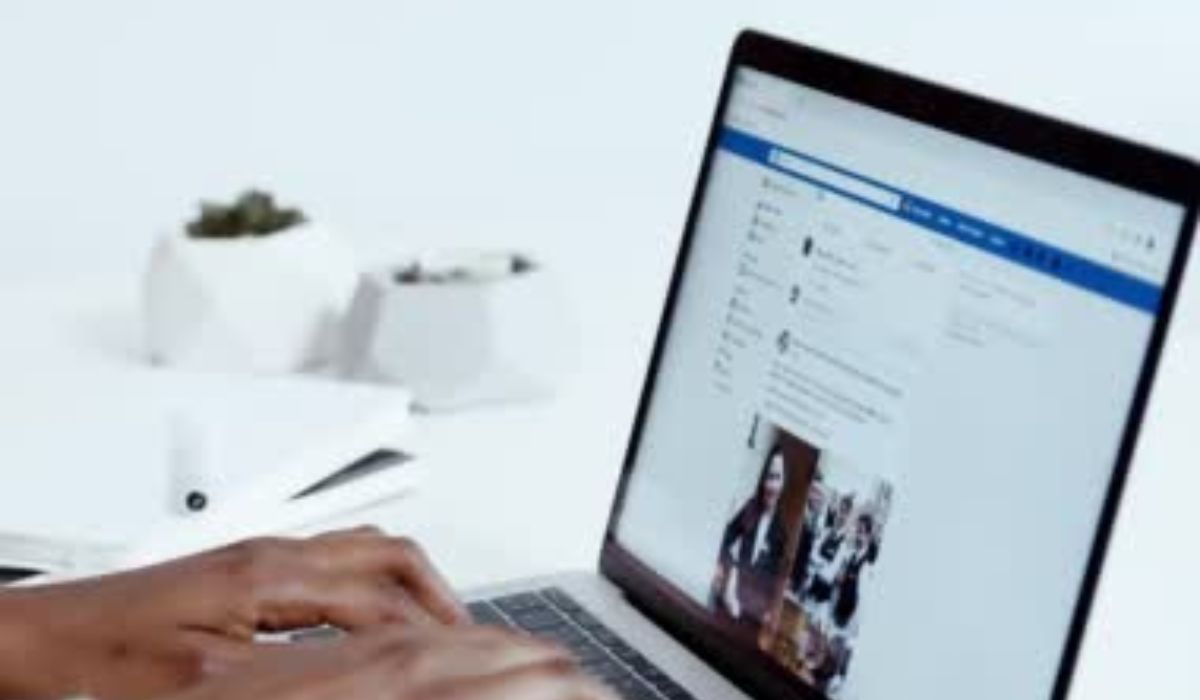 How Unliking Posts Affects Your Feed